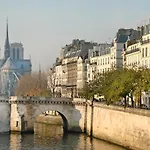 Private Studio By Pantheon - Latin Quartier Apartman *